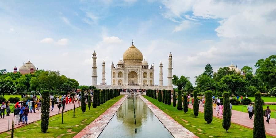 Tour of India Taj Mahal
