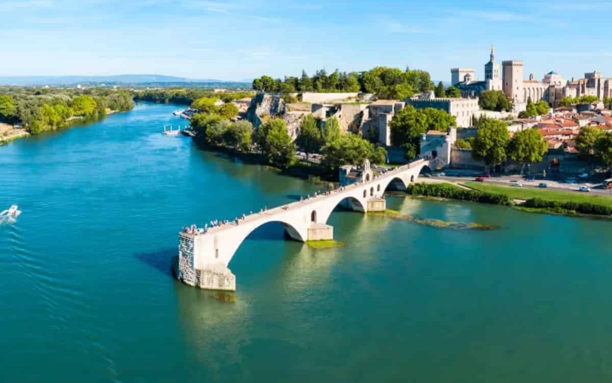 Burgundy, the River Rhône and Provence River Cruise - Meon Valley Travel