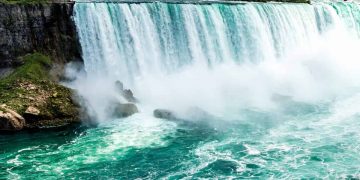 Niagara Falls Canada Holiday