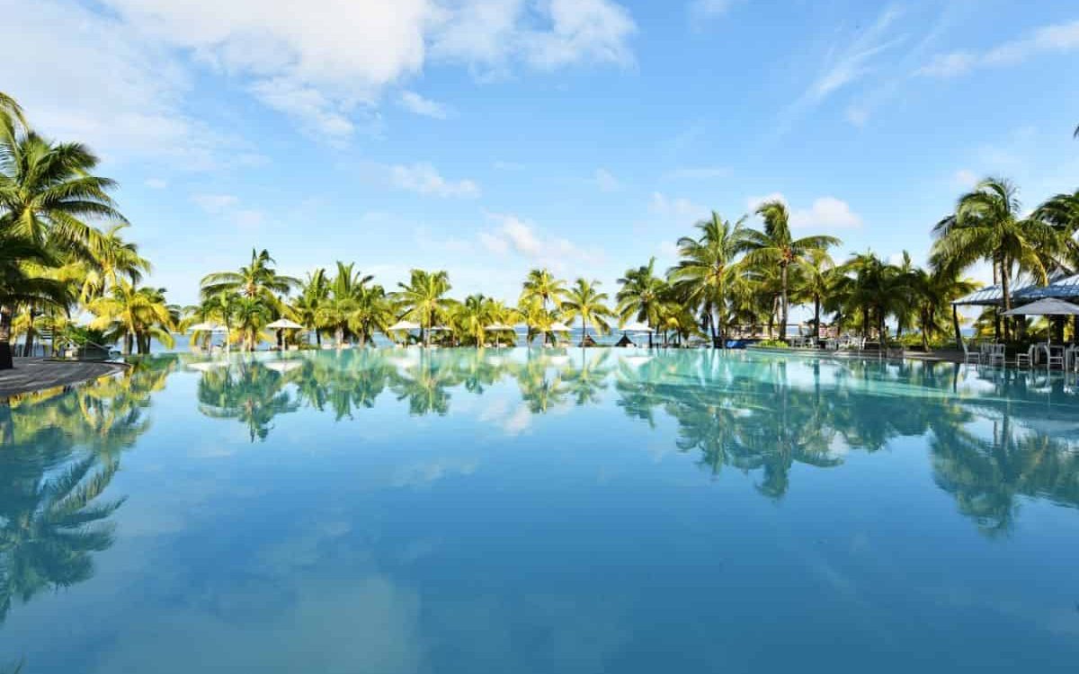 Victoria Beachcomber Resort & Spa, Mauritius (3)